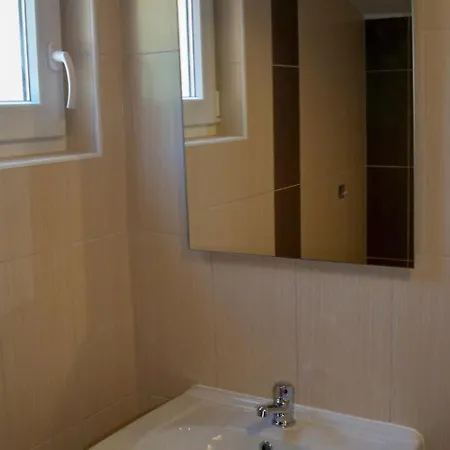 Mit Balkon Fuer Zwei Bis Vier Personen By Interhome