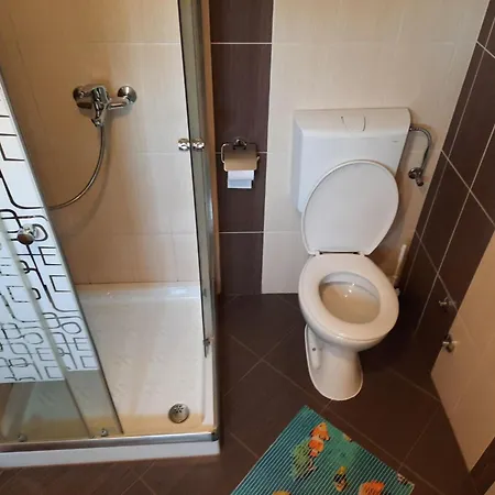 Apartman Mit Balkon Fuer Zwei Bis Vier Personen By Interhome *